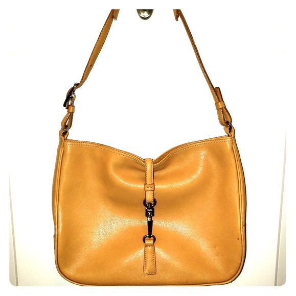 Coach shoulder purse - Picture 1 of 6